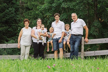 Bilder von naturnahem Urlaub Tirol - Biobauernhof Zöblen Bilder von naturnahem Urlaub Tirol - Biobauernhof Zöblen