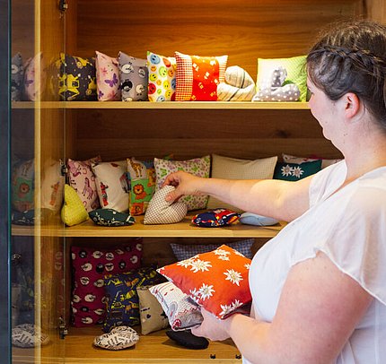 Urlaub am Bio-Bauernhof mit Landwirtschaft und Tieren Urlaub am Bio-Bauernhof mit Landwirtschaft und Tieren