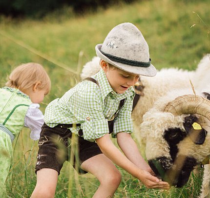 Frühstück in der Ferienwohnung Tannheimer Tal, Bauernhof Frühstück in der Ferienwohnung Tannheimer Tal, Bauernhof
